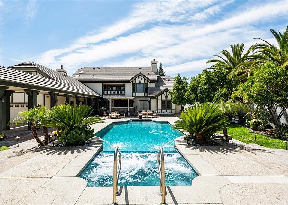 3795 Valencia Ave, San Bernardino, CA 92404 Zillow