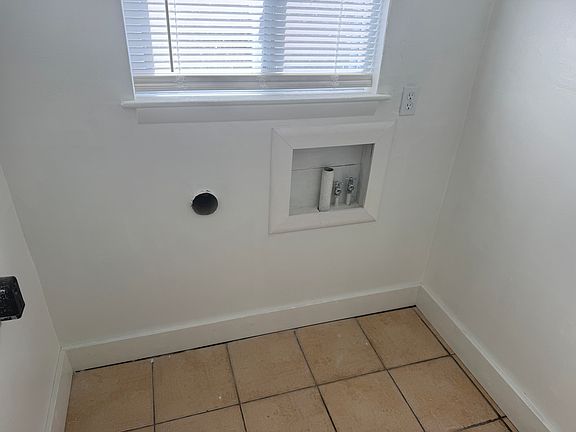 5th image of 3416 Alcott Rd