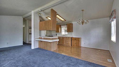 3rd image of 325 Sylvan Ave Spc 37