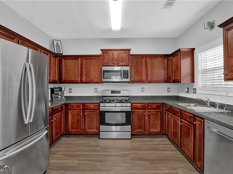2145 Waterford Park Dr — Photo 19