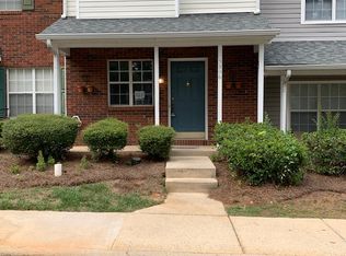 5806 Prescott Ct, Charlotte, NC 28269