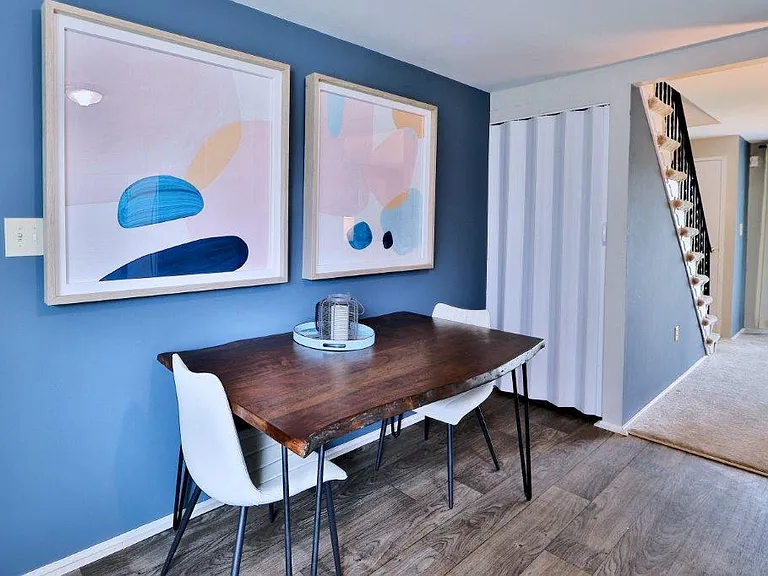 Gwynnbrook Townhomes — Photo 4