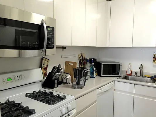 Rented by T&T Real Estate | media 11