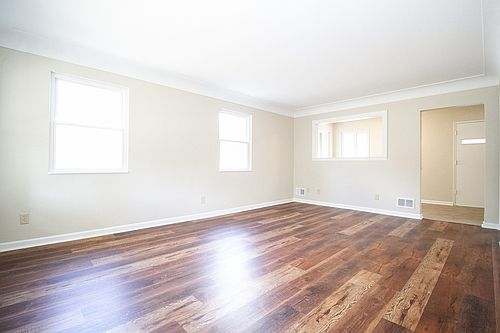 5th image of 3434 Maher St