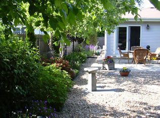 21295 W Willow Rd, Lake Zurich, IL 60047