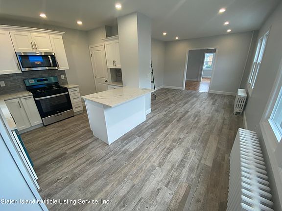 4th image of 51 Mary St