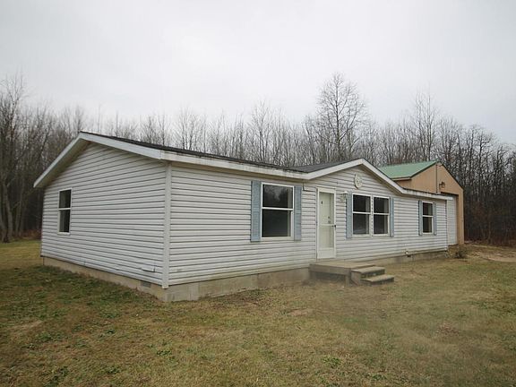 3rd image of 56725 18th Ave
