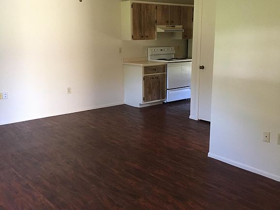 4th image of 2533 Myrtle Ave #1