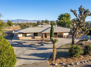 14805 Gayhead Rd, Apple Valley, CA 92307