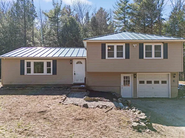 567 N Stark Highway, Weare, NH 03281