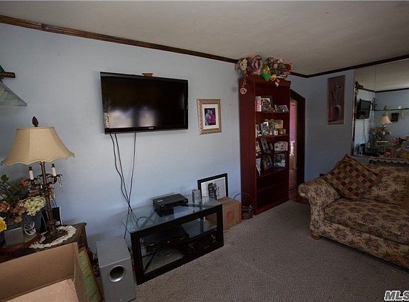 3rd image of 408 Greenwich St