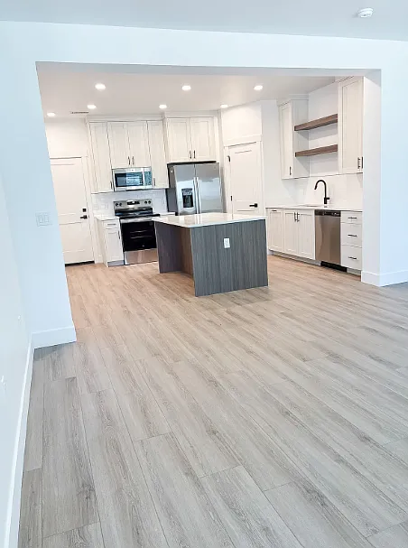 Canyon Del Rio Village Apartments and Townhomes — Photo 1