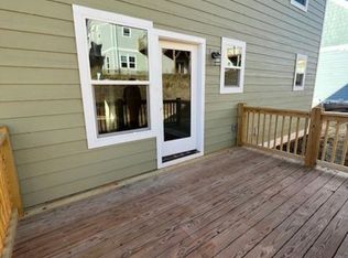 220 Oak Meadow Ln, Asheville, NC 28804