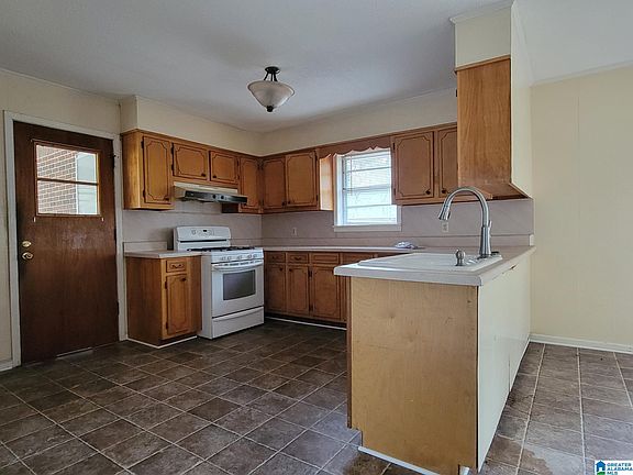 3rd image of 12795 County Rd #15