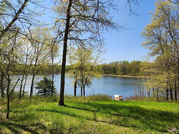 3693 Seclusion Dr NW, Backus, MN 56435