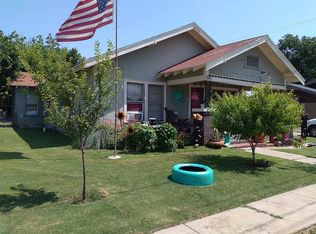 906 2nd St, Sweetwater, TX 79545