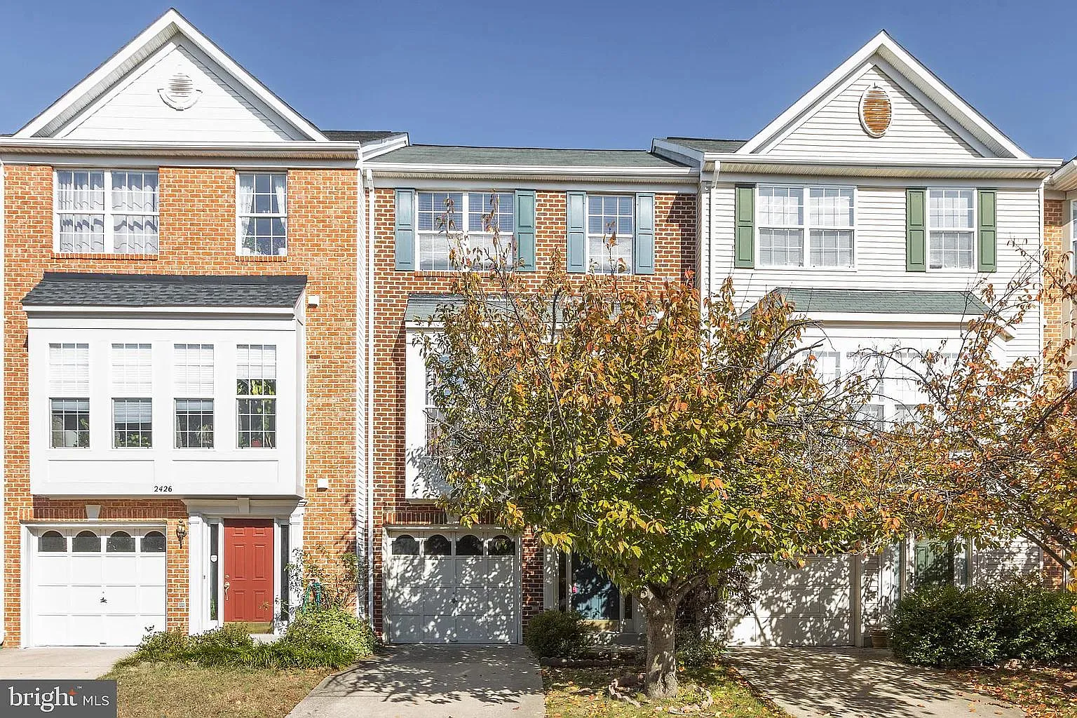 3 bed, 1912 sqft, $3,100 — Photo 1