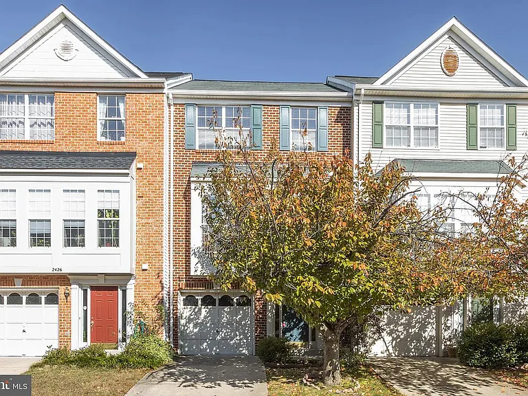 2424 Wheat Meadow Cir #2424 — Photo 1