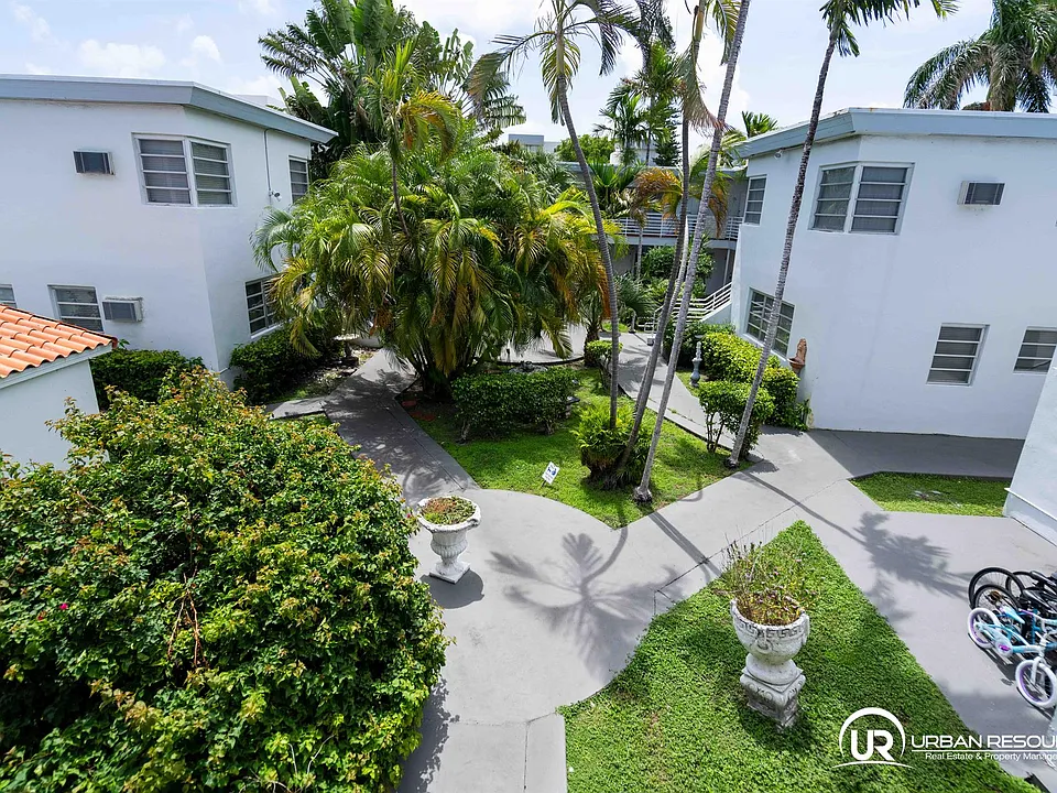 8315 Byron Ave #2