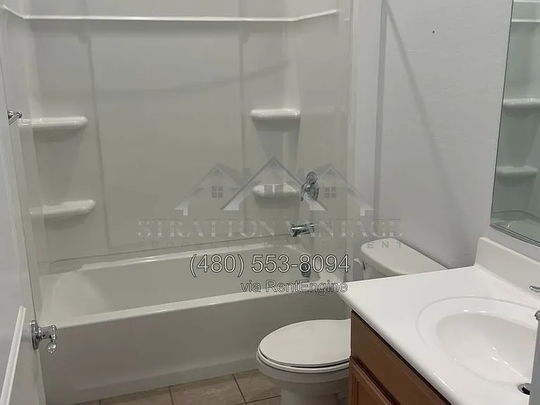 14169 W Voltaire St — Photo 7