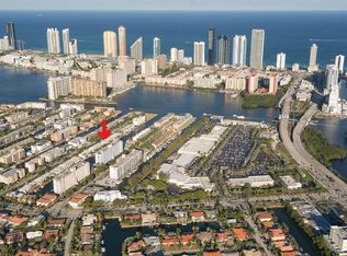 3703 NE 166th St #1005, North Miami Beach, FL 33160