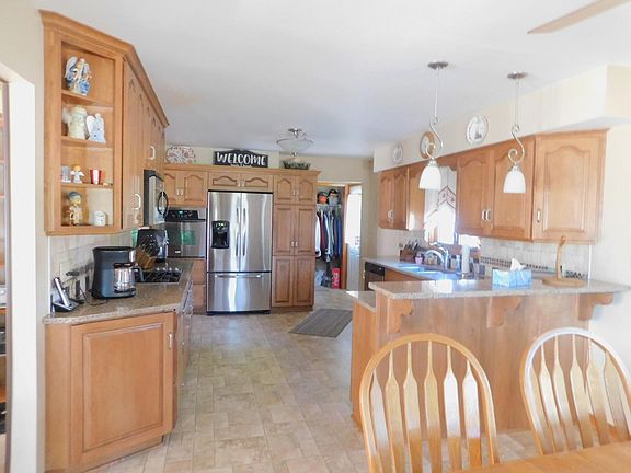 4th image of 894 Oconor Ave