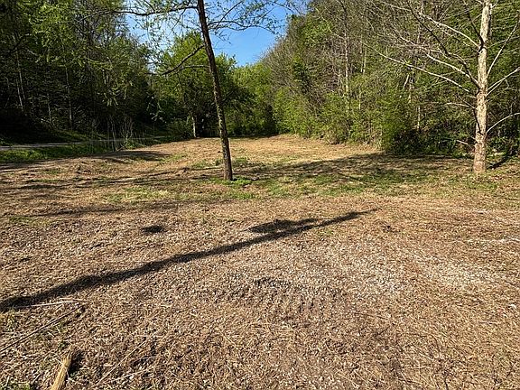 4th image of 7792 Burks Rd