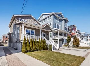 423 Beach 130 St, Rockaway Park, NY 11694