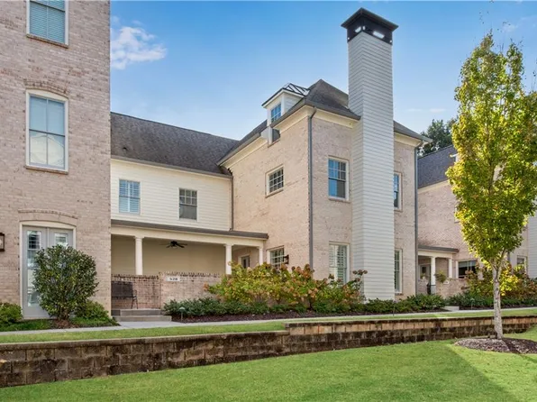 520 Clover Ct, Roswell, GA 30075