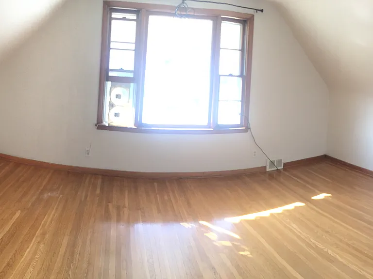 35 Beechwood Pl — Photo 2
