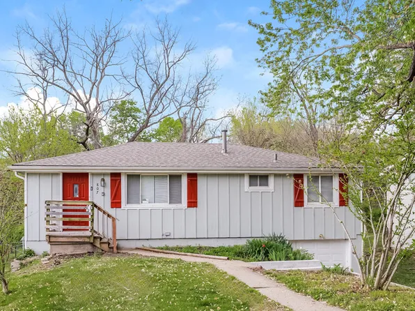 807 NE 82nd Ter, Kansas City, MO 64118