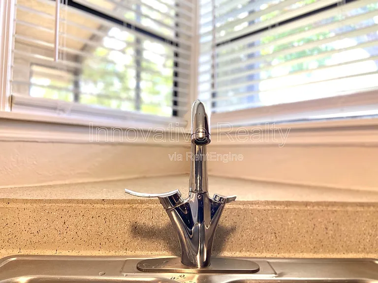 2942 Antique Oaks Cir #88 — Photo 8