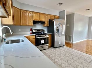 246 N 10th St FLOOR 2, Newark, NJ 07107