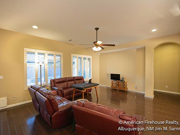 5th image of 8708 Espacio Verde Rd NW