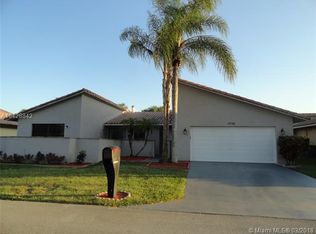 4738 NW 5th St, Deerfield Beach, FL 33442
