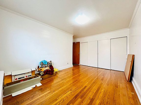 5th image of 48-14 65th St