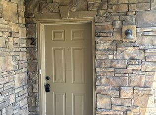 6961 S Village River Ln APT D2, Midvale, UT 84047