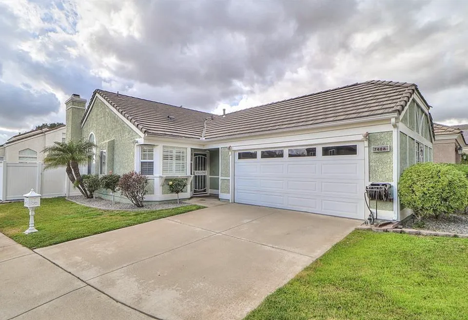 7408 Belpine Pl