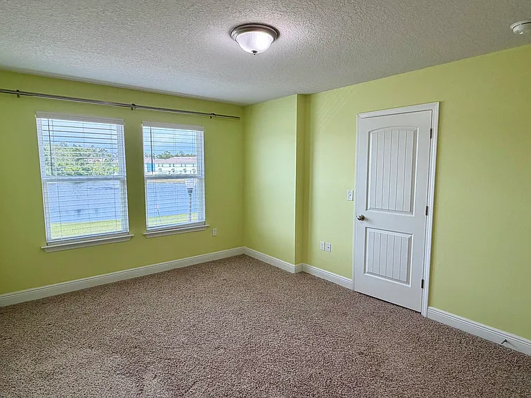 7520 Shadow Lake Dr — Photo 23