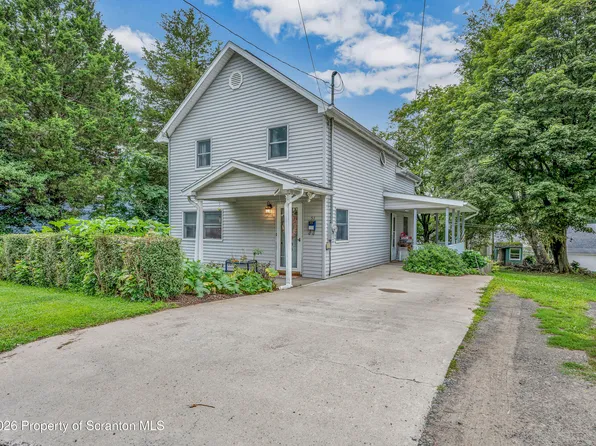 51 Archbald St, Carbondale, PA 18407