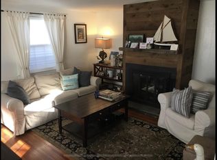 17 Ballou Rd, Branford, CT 06405