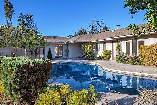 1st image of 12979 Blairwood Dr