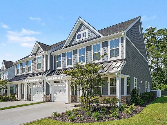 3rd image of 2415 Elowen Ln. #4B