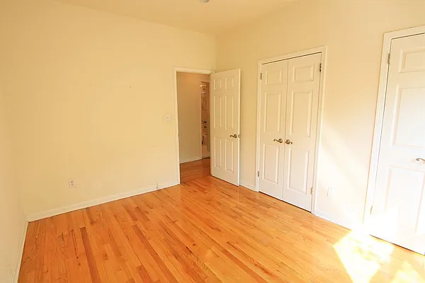 Rented by JK Dansar Corp | media 32