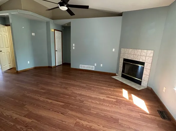 605 Meadow Dr, Windsor, CO 80550