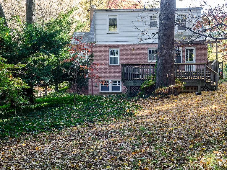 810 Jackson Ave #A — Photo 22