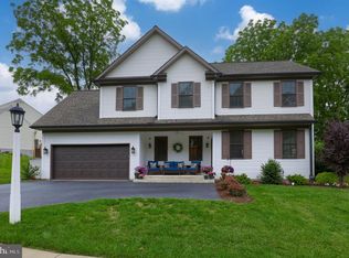 200 Cottage Ln, Lancaster, PA 17601