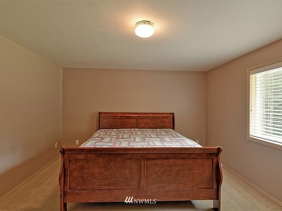 4th image of 21828 54th Place NE