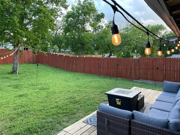 2626 Fieldale Dr, Farmers Branch, TX 75234