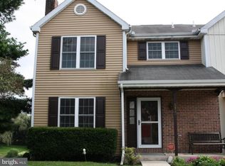 5423 Pond Rd, Harrisburg, PA 17111